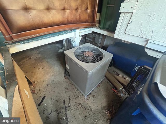 307 S MOUNT ST, Baltimore, MD 21223