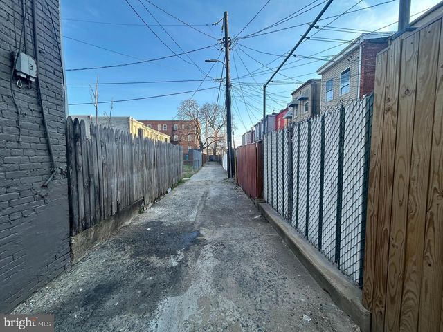 307 S MOUNT ST, Baltimore, MD 21223