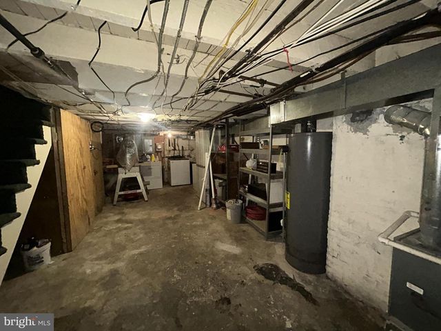 307 S MOUNT ST, Baltimore, MD 21223