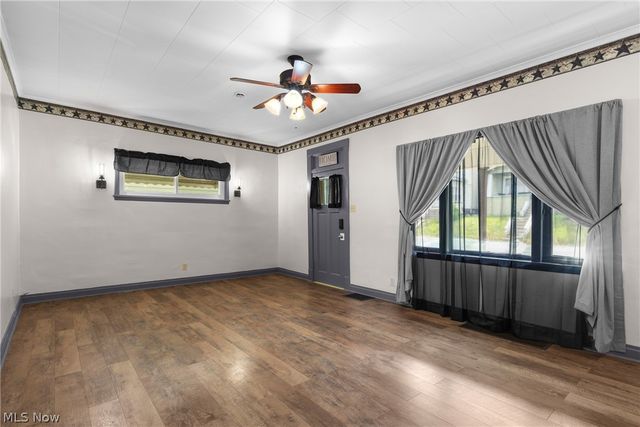 4744 Noble Street, Bellaire, OH 43906