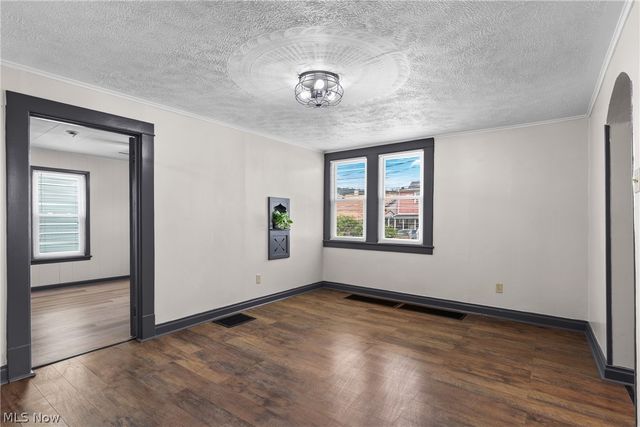 4744 Noble Street, Bellaire, OH 43906