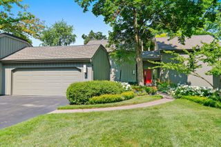 434C Woodview Road C, Lake Barrington, IL 60010