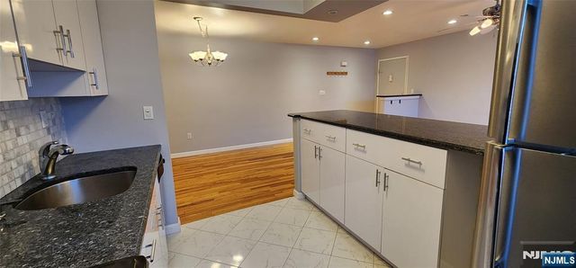 32 Knox Terrace 1D, Wayne, NJ 07470