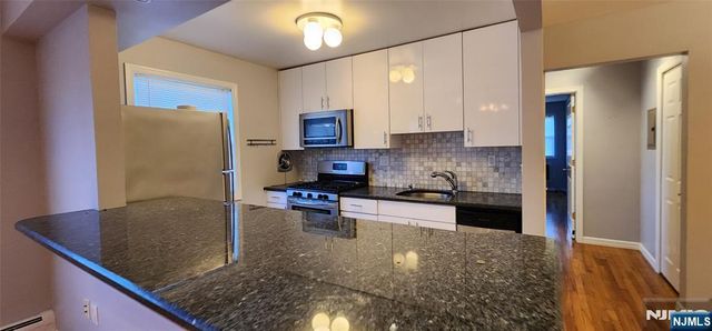 32 Knox Terrace 1D, Wayne, NJ 07470
