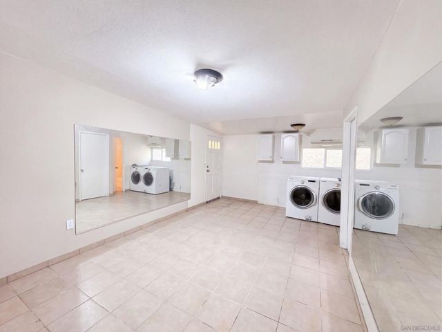 3924 Grandon, San Marcos, CA 92078