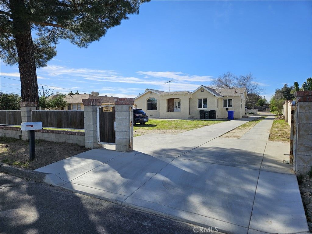 2972 June, San Bernardino, CA 92407