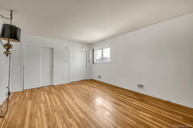 23 Madison, Jericho, NY 11753