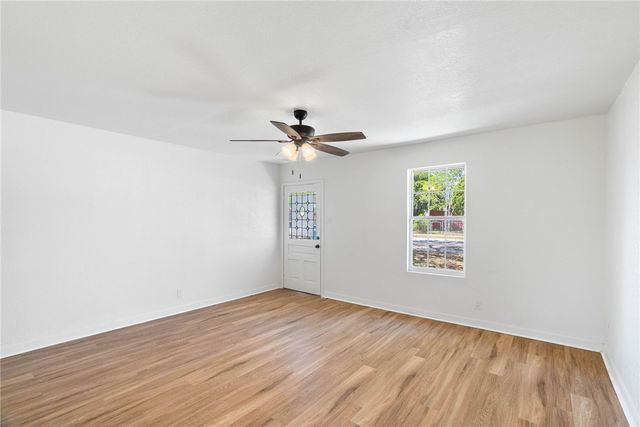 4622 Nicholson St, Corpus Christi, TX 78415