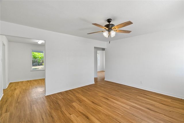 4622 Nicholson St, Corpus Christi, TX 78415