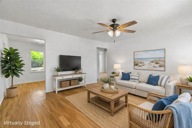 4622 Nicholson St, Corpus Christi, TX 78415