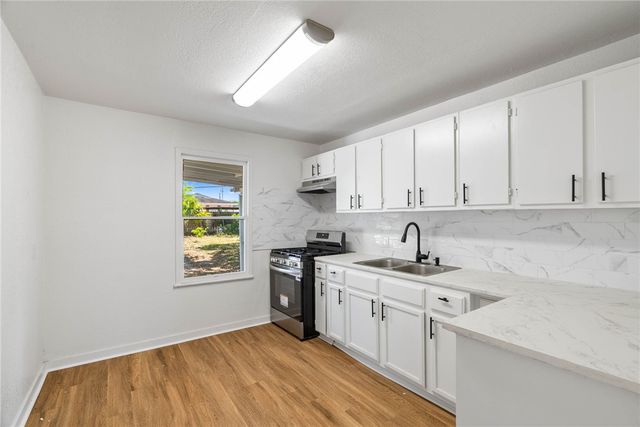 4622 Nicholson St, Corpus Christi, TX 78415