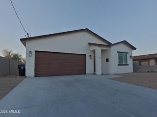 109 E MOUNTAIN VIEW Drive, Avondale, AZ 85323