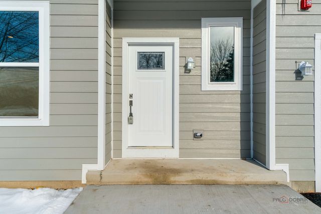 1061 Green Bay Road, Lake Bluff, IL 60044