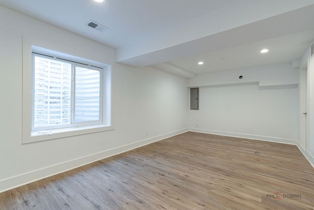 1061 Green Bay Road, Lake Bluff, IL 60044