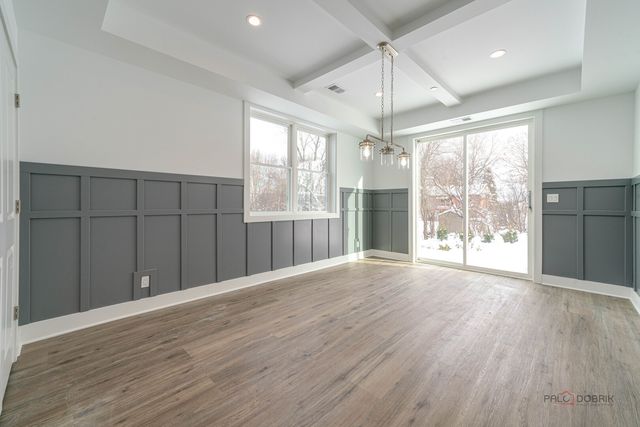 1061 Green Bay Road, Lake Bluff, IL 60044