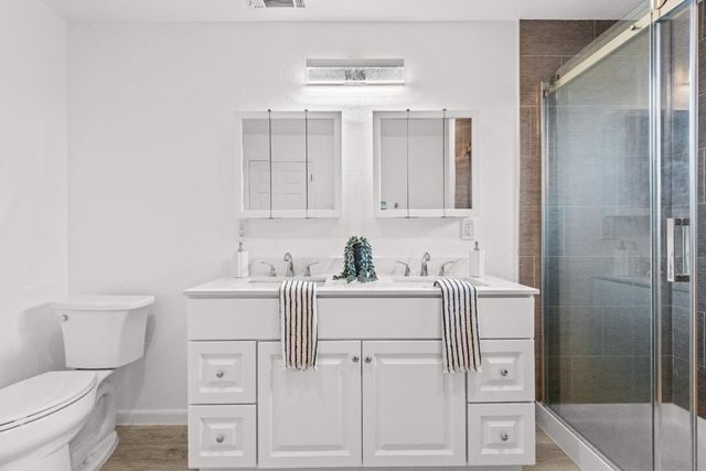 670 W Rincon Avenue, Campbell, CA 95008