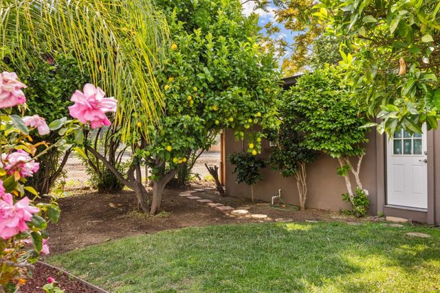 670 W Rincon Avenue, Campbell, CA 95008
