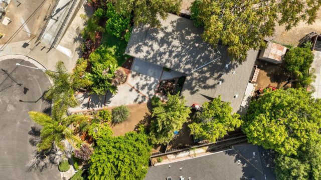 670 W Rincon Avenue, Campbell, CA 95008