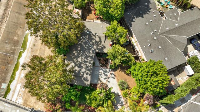 670 W Rincon Avenue, Campbell, CA 95008