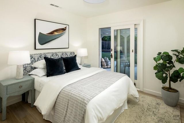 4072 Sutherland Drive, Palo Alto, CA 94303