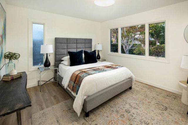 4072 Sutherland Drive, Palo Alto, CA 94303
