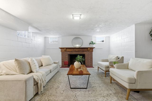 534 Walhalla Road, Columbus, OH 43202