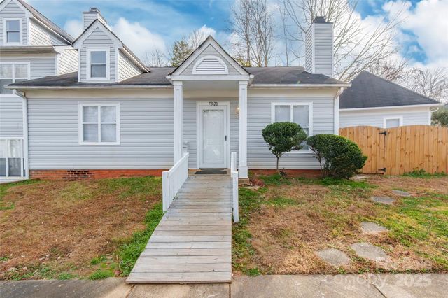 7320 Meadow Glen Drive, Mint Hill, NC 28227