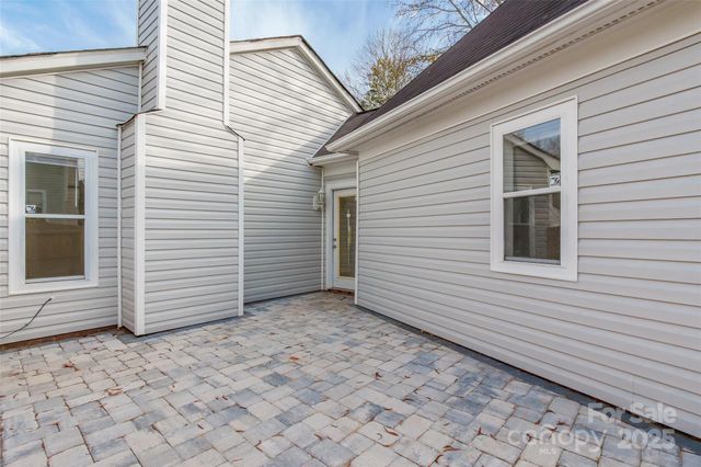 7320 Meadow Glen Drive, Mint Hill, NC 28227