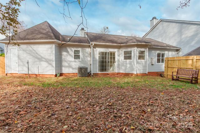 7320 Meadow Glen Drive, Mint Hill, NC 28227