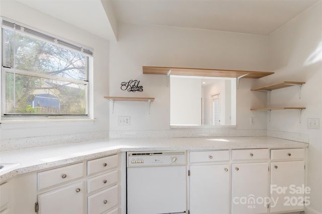 7320 Meadow Glen Drive, Mint Hill, NC 28227