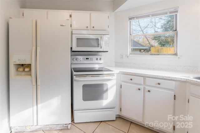 7320 Meadow Glen Drive, Mint Hill, NC 28227