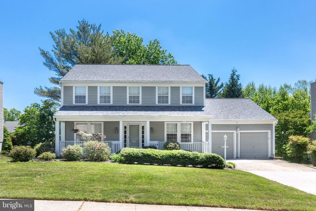 Image 1 of property listing at 17 GOLDEN GRASS CT, Owings Mills, MD 21117