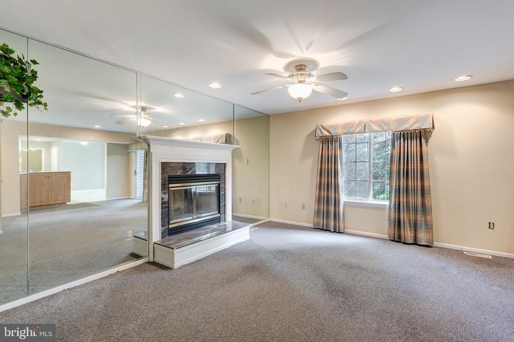 Image 14 of property listing at 17 GOLDEN GRASS CT, Owings Mills, MD 21117