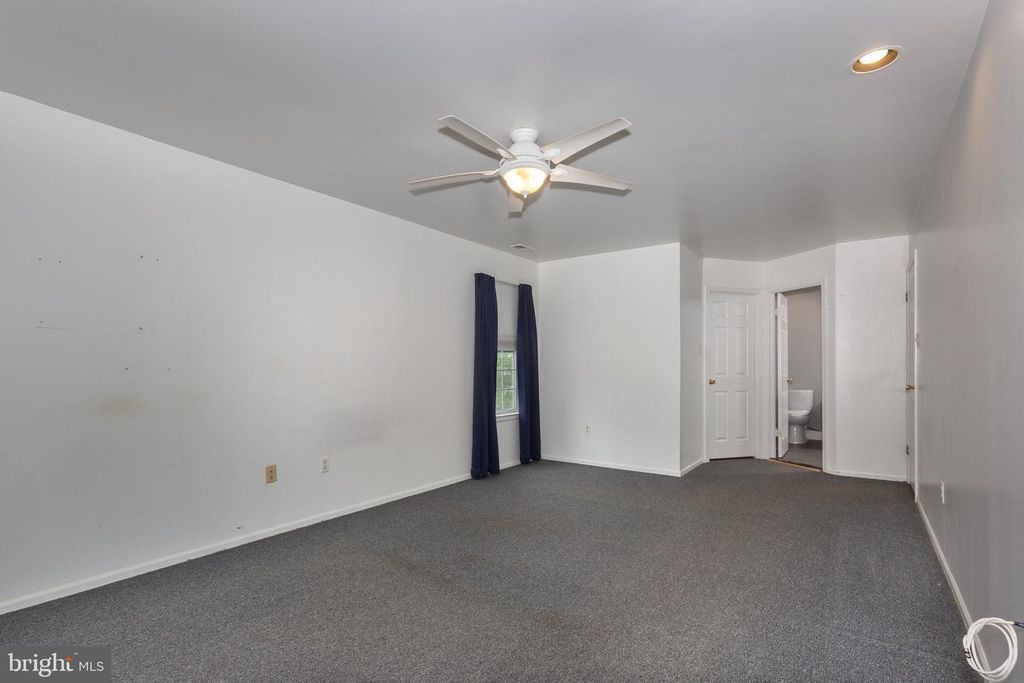 Image 31 of property listing at 17 GOLDEN GRASS CT, Owings Mills, MD 21117