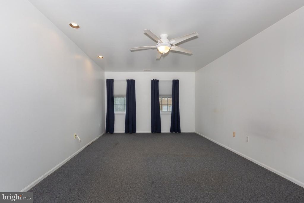 Image 32 of property listing at 17 GOLDEN GRASS CT, Owings Mills, MD 21117