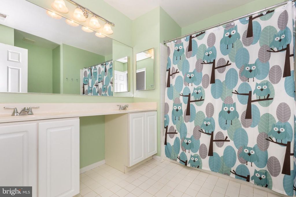 Image 39 of property listing at 17 GOLDEN GRASS CT, Owings Mills, MD 21117