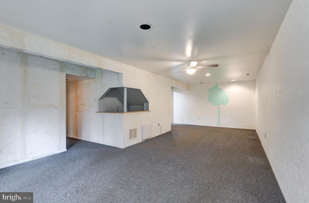 Image 47 of property listing at 17 GOLDEN GRASS CT, Owings Mills, MD 21117