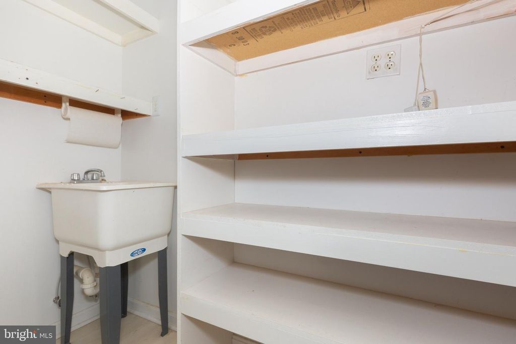 Image 51 of property listing at 17 GOLDEN GRASS CT, Owings Mills, MD 21117