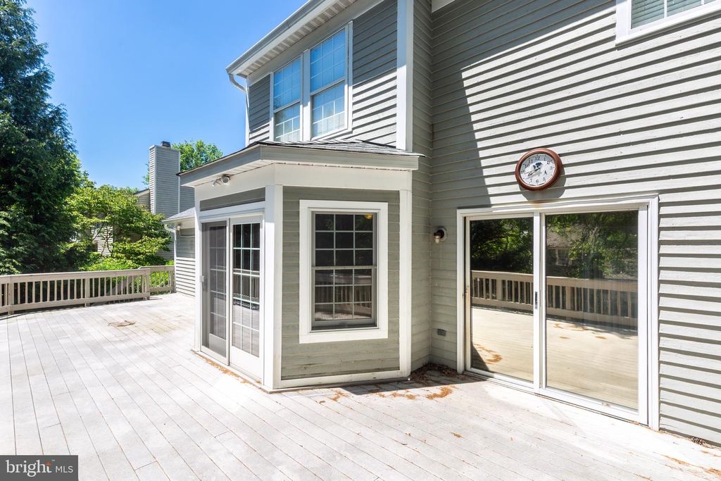 Image 67 of property listing at 17 GOLDEN GRASS CT, Owings Mills, MD 21117