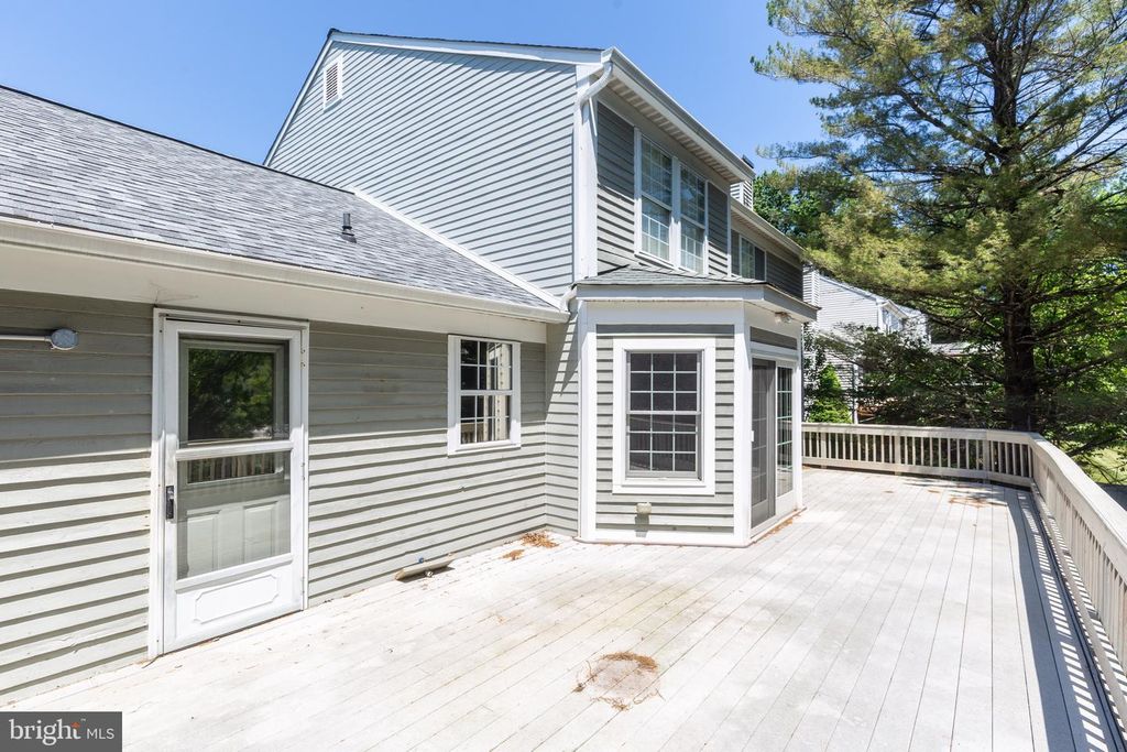 Image 69 of property listing at 17 GOLDEN GRASS CT, Owings Mills, MD 21117
