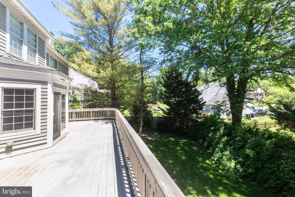 Image 70 of property listing at 17 GOLDEN GRASS CT, Owings Mills, MD 21117
