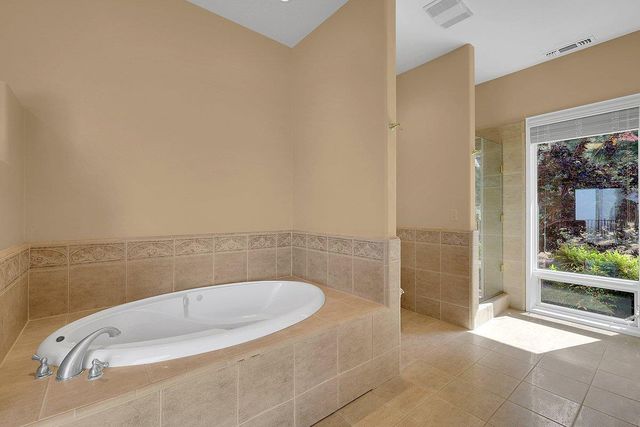 12688 Turkey Point Cir, Penn Valley, CA 95946
