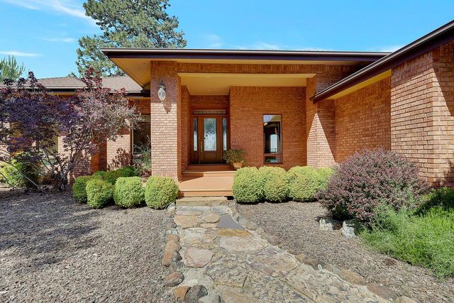 12688 Turkey Point Cir, Penn Valley, CA 95946