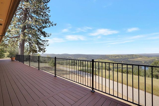 12688 Turkey Point Cir, Penn Valley, CA 95946
