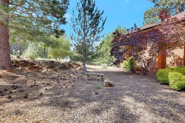 12688 Turkey Point Cir, Penn Valley, CA 95946