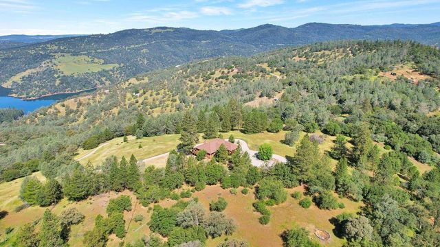 12688 Turkey Point Cir, Penn Valley, CA 95946