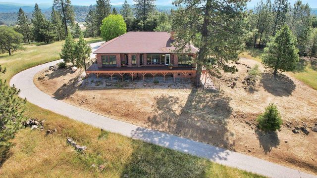12688 Turkey Point Cir, Penn Valley, CA 95946