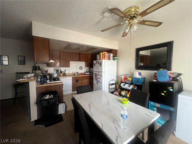 1461 Tamareno Circle C, Las Vegas, NV 89119