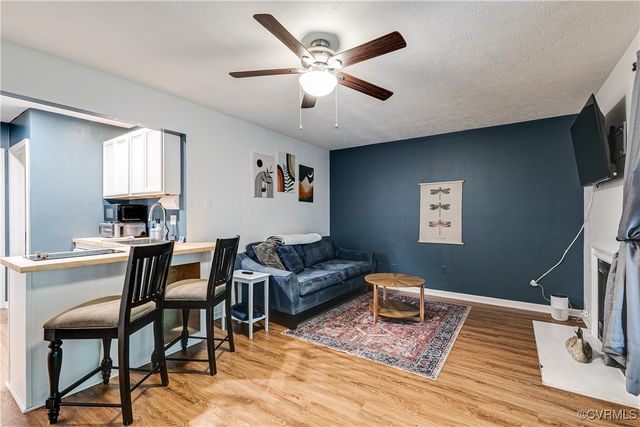 12125 Shore View Dr, Henrico, VA 23233