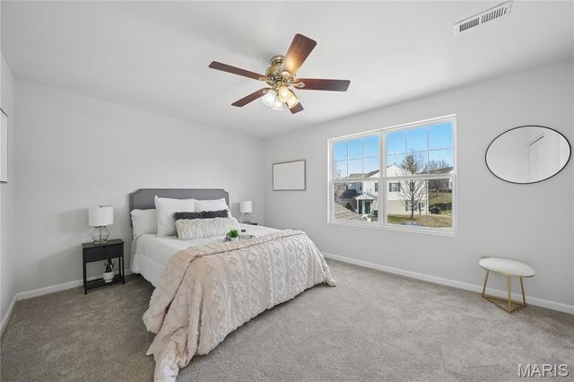 4887 Heritage Heights Circle, Hazelwood, MO 63042